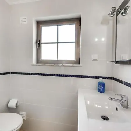 Sleeps 8 With Pool Air Con And Wifi Villa *