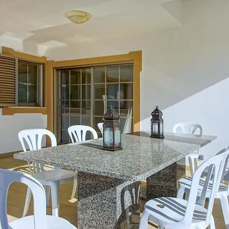 Sleeps 8 With Pool Air Con And Wifi *